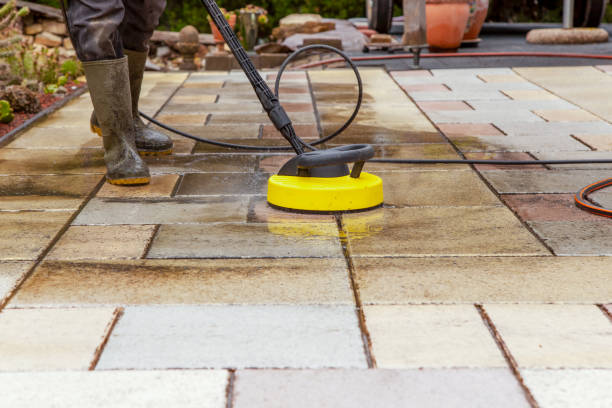 Best Pool Deck Cleaning in Lindenhurst, NY